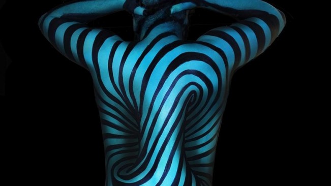 Natalie Fletcher's Body Paintings Bring Optical Illusions To The Human Form In The Most Captivating Way — PHOTOS
