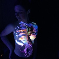 freedom UV body painting