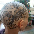 Artist Creates Beautiful Henna Crowns For Cancer Patients Undergoing Chemotherapy
